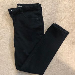 Universal Thread Jeans